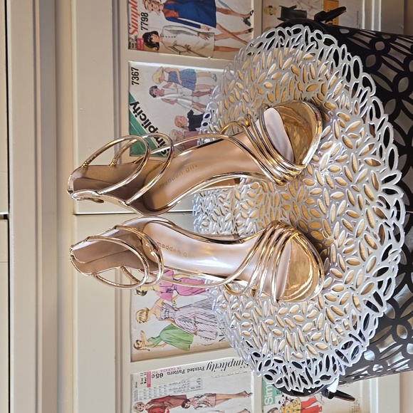 Madden Girl Shoes - Madden Girl rose gold heeled sandals Sz 7 👡